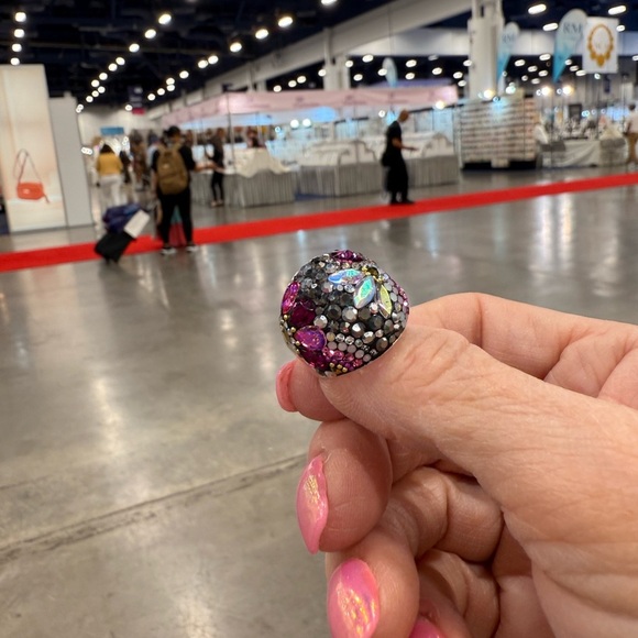 NWT Gorgeous Austrian Crystal / 925 Silver Size 7.5 ring from Mosaico - Picture 6 of 10